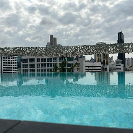 Gran Evenia Panamá Hotel Cidade do Panamá Exterior foto Skyline pool at the 33rd floor